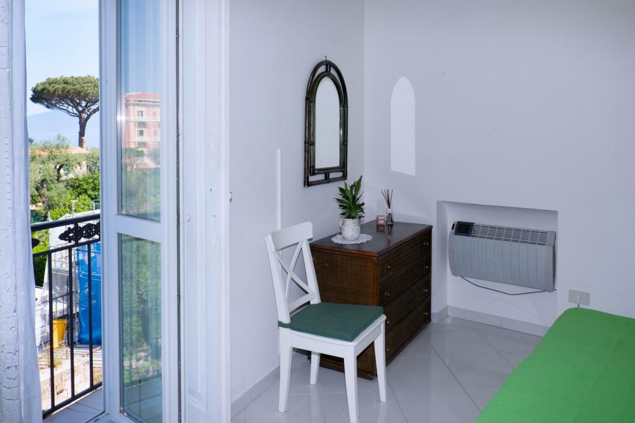 "White Mermaid" - Sorrento Downtown Sea View Apartment 外观 照片