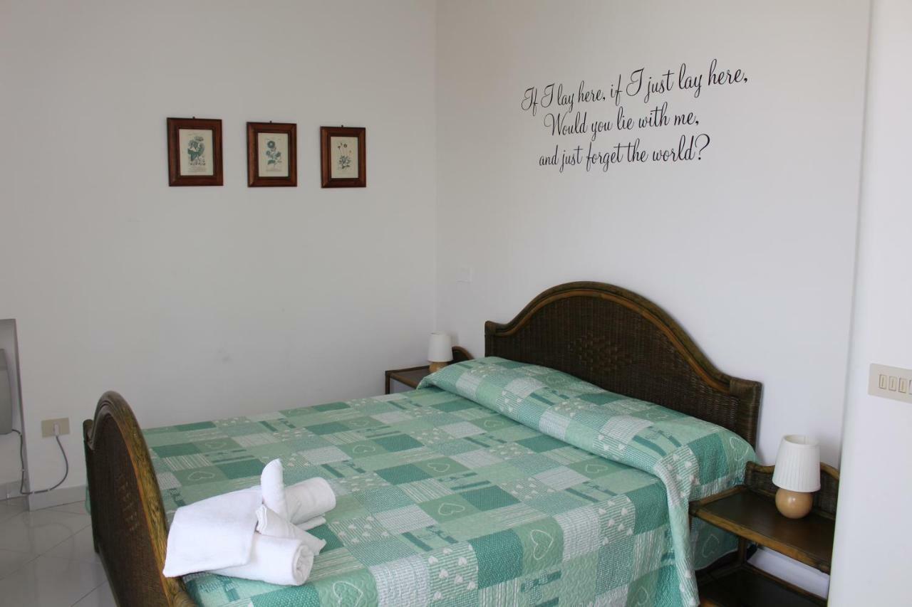 "White Mermaid" - Sorrento Downtown Sea View Apartment 外观 照片